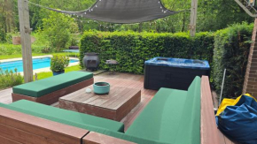 Villa in the forest of Amsterdam with Pool